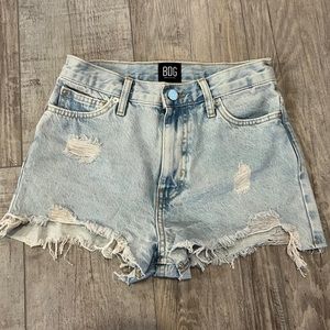 Urban Outfitters BDG jean shorts Girlfriend High-Rise Size 24